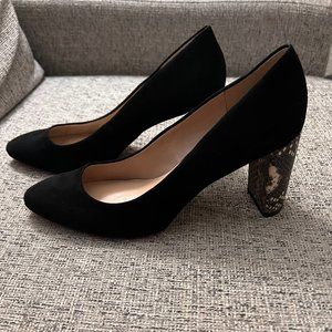 Essex Lane Margan Pump in Black Suede/White Snake Heel Size 8.5
